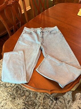 Levi's Light Blue Relaxed Fit Men's Jeans